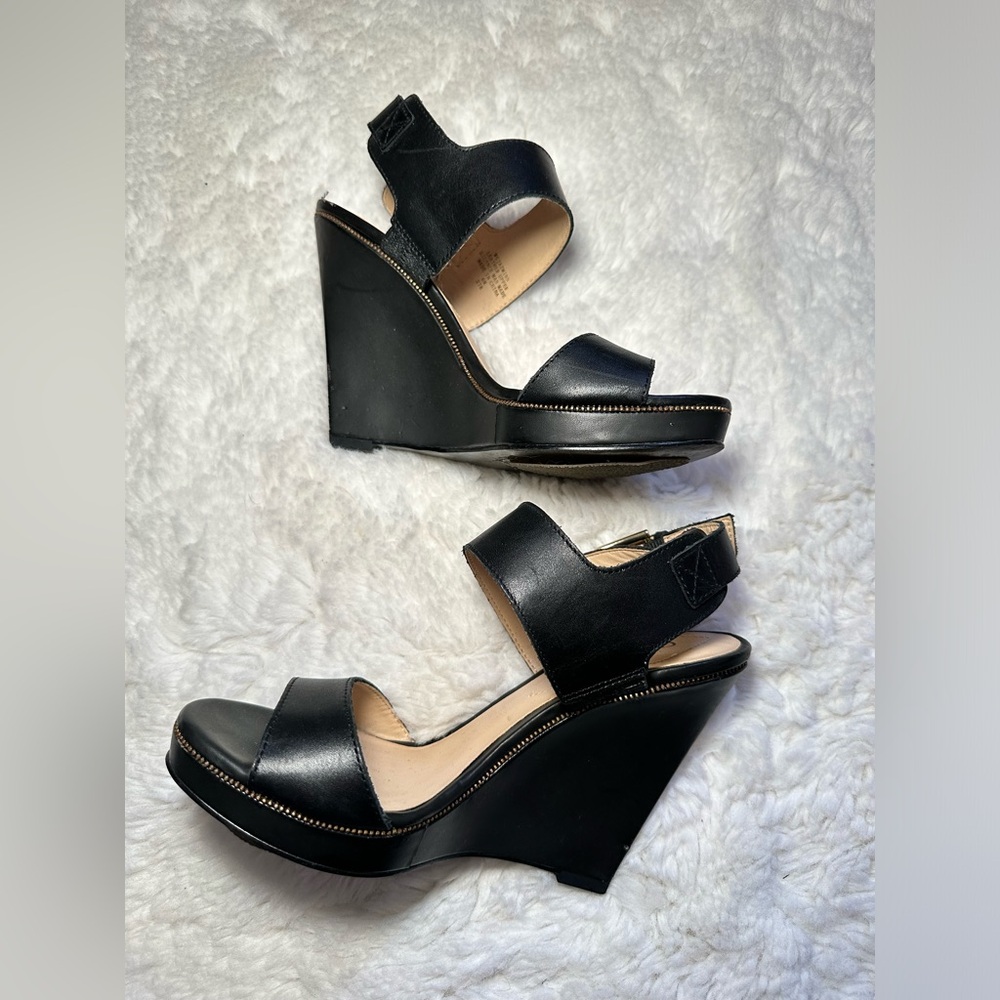Guess Jazminn Wedges; size 6